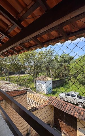Apartamento à venda com 300m², 3 quartos e 2 vagas Apartamento à venda com 300m², 3 quartos e 2 vagasSuíte - Varanda