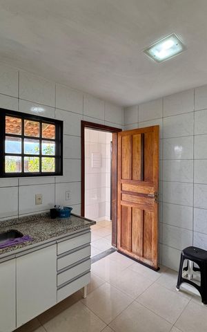 Apartamento à venda com 300m², 3 quartos e 2 vagas Apartamento à venda com 300m², 3 quartos e 2 vagasCozinha e Área de Serviço