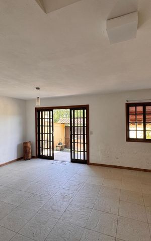 Apartamento à venda com 300m², 3 quartos e 2 vagas Apartamento à venda com 300m², 3 quartos e 2 vagasSala