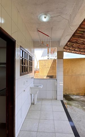 Apartamento à venda com 300m², 3 quartos e 2 vagas Apartamento à venda com 300m², 3 quartos e 2 vagasCozinha e Área de Serviço