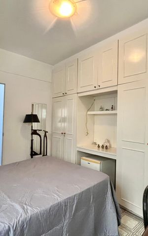 Apartamento à venda com 210m², 4 quartos e 1 vaga Apartamento à venda com 210m², 4 quartos e 1 vagaSuite 1