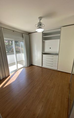 Casa à venda com 515m², 4 quartos e 6 vagas