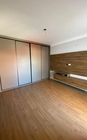 Casa à venda com 515m², 4 quartos e 6 vagas