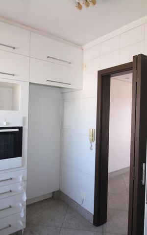 Apartamento à venda com 92m², 3 quartos e 1 vagaCozinha