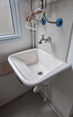 Apartamento para alugar com 41m², 2 quartos e 1 vaga Apartamento para alugar com 41m², 2 quartos e 1 vagaÁrea de serviço