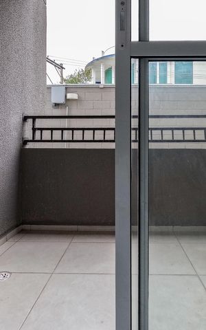 Apartamento para alugar com 41m², 2 quartos e 1 vaga Apartamento para alugar com 41m², 2 quartos e 1 vagaVaranda