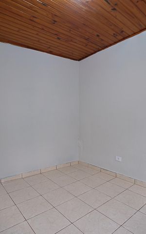 Casa para alugar com 50m², 1 quarto e sem vagaQuarto 2
