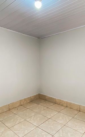 Casa para alugar com 50m², 1 quarto e sem vaga Casa para alugar com 50m², 1 quarto e sem vagaSala