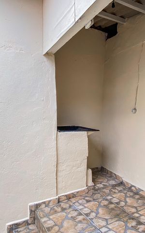 Casa para alugar com 50m², 1 quarto e sem vaga Casa para alugar com 50m², 1 quarto e sem vagaÁrea externa