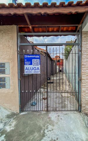 Casa para alugar com 50m², 1 quarto e sem vaga Casa para alugar com 50m², 1 quarto e sem vagaHVTG-2647