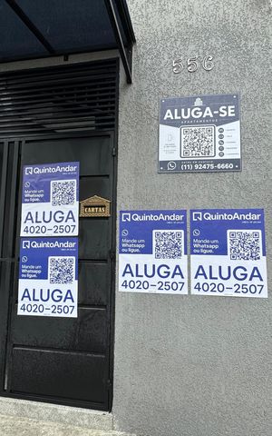 Studio para alugar com 30m², 1 quarto e sem vagaFachada com placa grande 
