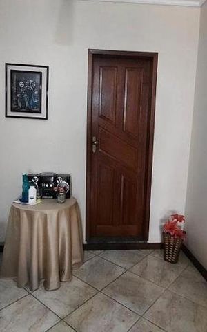 Casa para alugar com 208m², 3 quartos e 1 vaga Casa para alugar com 208m², 3 quartos e 1 vagaSala