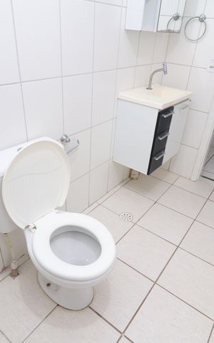 Apartamento para alugar com 51m², 2 quartos e sem vagaBanheiro