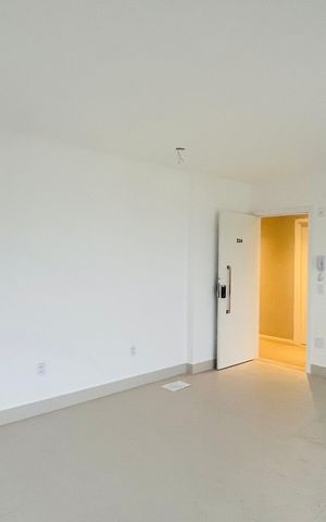 Apartamento à venda com 41m², 1 quarto e 1 vaga Apartamento à venda com 41m², 1 quarto e 1 vagaStudio