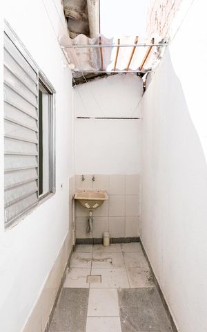 Casa para alugar com 27m², 1 quarto e sem vaga Casa para alugar com 27m², 1 quarto e sem vagaÁrea de Serviço