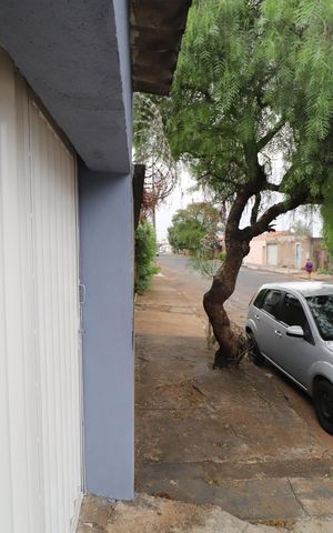 Casa para alugar com 130m², 3 quartos e 4 vagasPlaquinha
