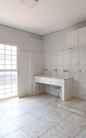 Casa para alugar com 130m², 3 quartos e 4 vagasÁrea de Serviço