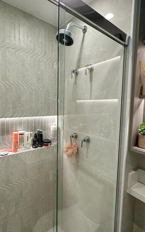Apartamento à venda com 91m², 3 quartos e 2 vagas Apartamento à venda com 91m², 3 quartos e 2 vagasBanheiro Suíte