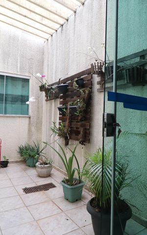 Casa para alugar com 157m², 2 quartos e 2 vagasJardim De Inverno