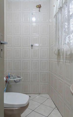 Casa para alugar com 300m², 1 quarto e 1 vaga Casa para alugar com 300m², 1 quarto e 1 vagaBanheiro 1