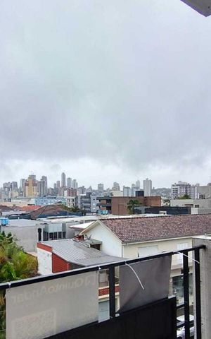 Apartamento para alugar com 62m², 2 quartos e sem vaga