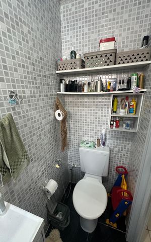 Casa para alugar com 120m², 2 quartos e 1 vaga Casa para alugar com 120m², 2 quartos e 1 vagaBanheiro da Suíte