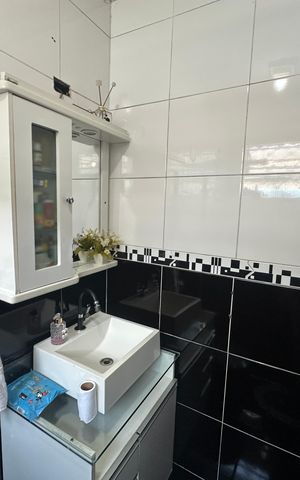 Casa para alugar com 120m², 2 quartos e 1 vaga Casa para alugar com 120m², 2 quartos e 1 vagaBanheiro Social