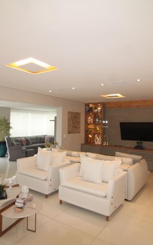 Apartamento à venda com 213m², 3 quartos e 4 vagasSala 