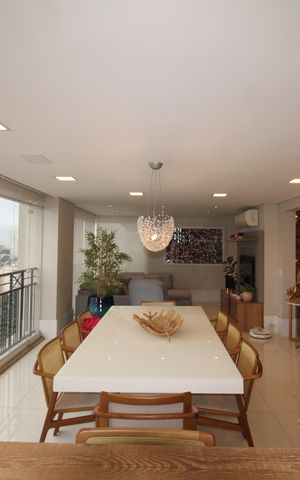 Apartamento à venda com 213m², 3 quartos e 4 vagasSala 