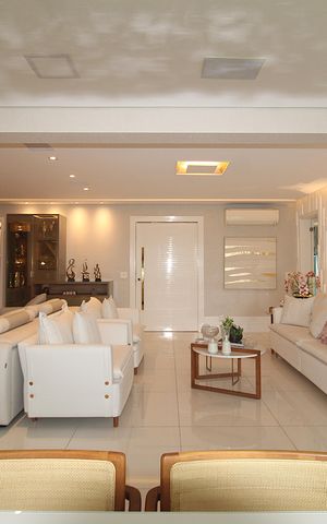 Apartamento à venda com 213m², 3 quartos e 4 vagasSala 