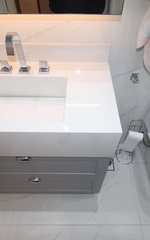 Apartamento à venda com 213m², 3 quartos e 4 vagasBanheiro 1