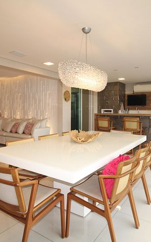 Apartamento à venda com 213m², 3 quartos e 4 vagasSala 