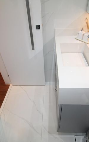 Apartamento à venda com 213m², 3 quartos e 4 vagasBanheiro 1