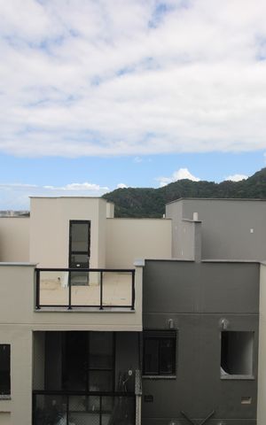 Apartamento à venda com 80m², 2 quartos e 1 vagaQuarto 1 - Vista
