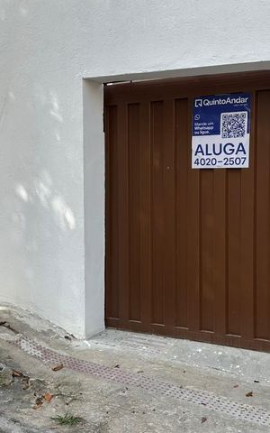 Casa para alugar com 40m², 2 quartos e sem vaga Casa para alugar com 40m², 2 quartos e sem vagaFachada