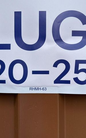 Casa para alugar com 40m², 2 quartos e sem vaga Casa para alugar com 40m², 2 quartos e sem vagaFachada