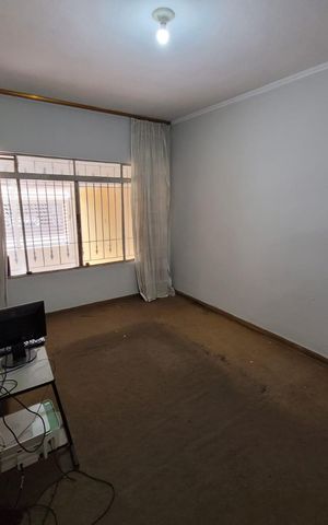 Casa à venda com 172m², 3 quartos e 2 vagas Casa à venda com 172m², 3 quartos e 2 vagasQuarto