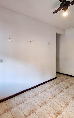 Casa para alugar com 100m², 2 quartos e sem vaga Casa para alugar com 100m², 2 quartos e sem vagaSala