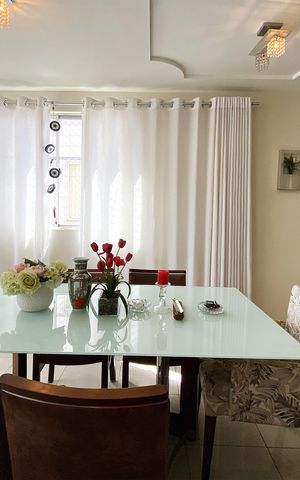Apartamento à venda com 187m², 3 quartos e 3 vagas Apartamento à venda com 187m², 3 quartos e 3 vagasSala