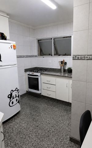 Apartamento à venda com 70m², 3 quartos e 2 vagas Apartamento à venda com 70m², 3 quartos e 2 vagasCozinha