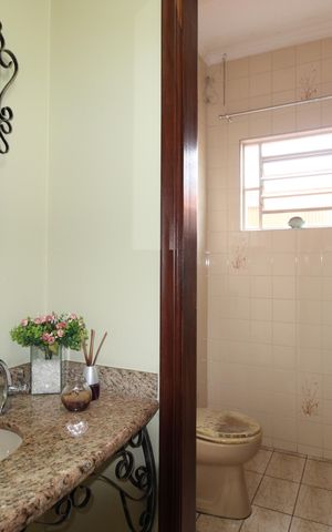 Casa à venda com 88m², 3 quartos e 1 vagaLavabo