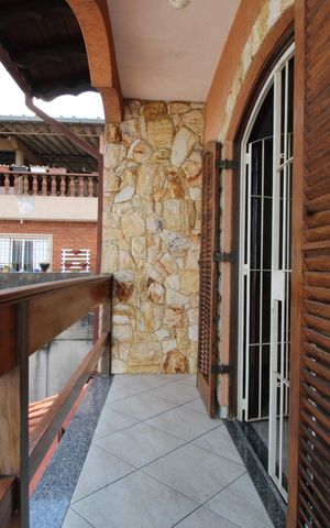 Casa à venda com 88m², 3 quartos e 1 vagaVaranda do quarto 3