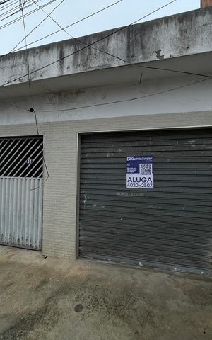 Casa à venda com 80m², 2 quartos e 3 vagas Casa à venda com 80m², 2 quartos e 3 vagasFachada+Placa