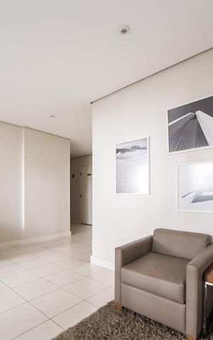 Apartamento à venda com 74m², 3 quartos e 2 vagas Apartamento à venda com 74m², 3 quartos e 2 vagasÁrea comum - Hall