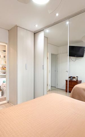 Apartamento à venda com 74m², 3 quartos e 2 vagas Apartamento à venda com 74m², 3 quartos e 2 vagasSuite