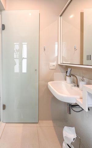 Apartamento à venda com 74m², 3 quartos e 2 vagas Apartamento à venda com 74m², 3 quartos e 2 vagasBanheiro da Suíte