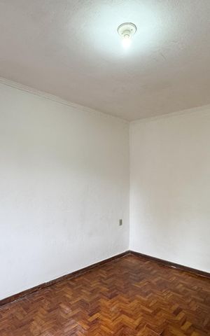 Casa à venda com 130m², 2 quartos e 2 vagas Casa à venda com 130m², 2 quartos e 2 vagasQuarto 1