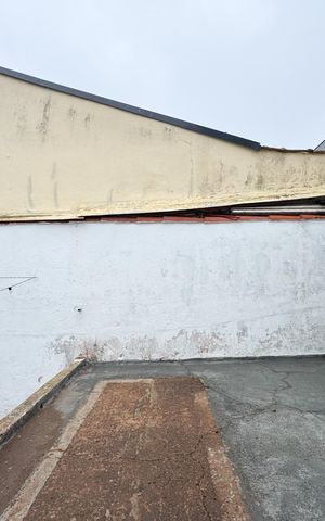 Casa à venda com 130m², 2 quartos e 2 vagas Casa à venda com 130m², 2 quartos e 2 vagasQuintal