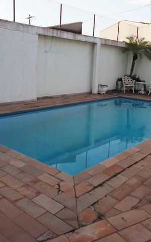 Casa à venda com 550m², 4 quartos e 5 vagasPiscina
