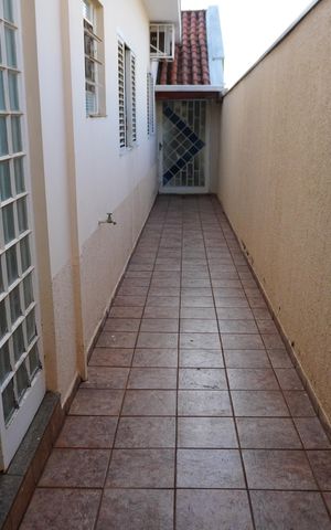 Casa à venda com 550m², 4 quartos e 5 vagasÁrea de Serviço